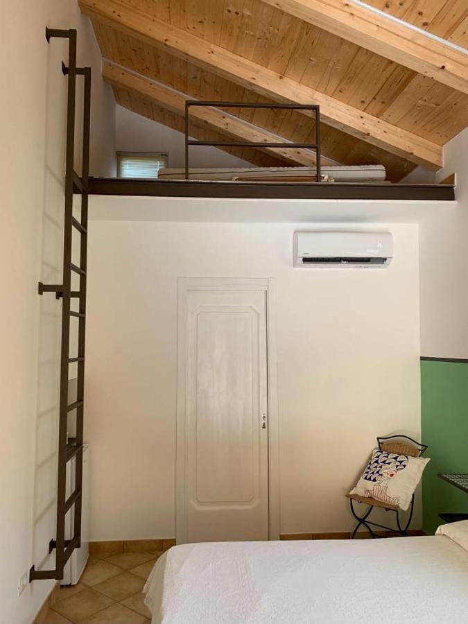 La Stanza In Giardino Bed & Breakfast Cava De' Tirreni Exterior photo
